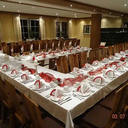4 Jahreszeiten Mit Restaurant 3*