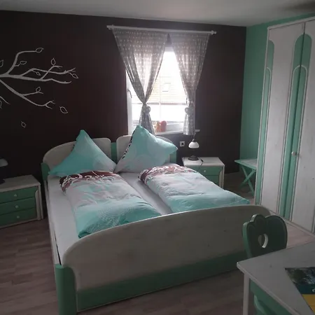 4 Jahreszeiten Mit Restaurant Szálloda Albstadt