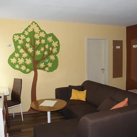 4 Jahreszeiten Mit Restaurant Szálloda 3*