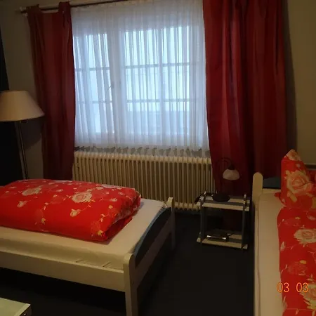 4 Jahreszeiten Mit Restaurant Szálloda Albstadt