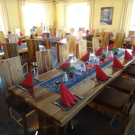 4 Jahreszeiten Mit Restaurant