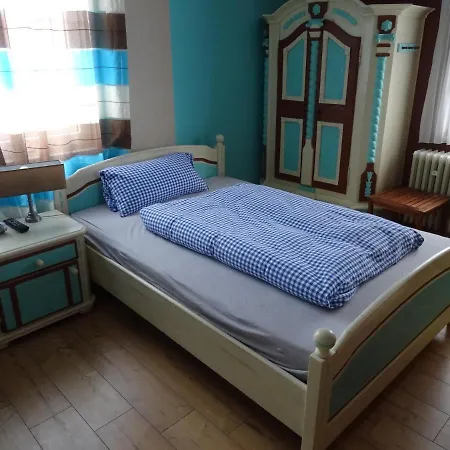 4 Jahreszeiten Mit Restaurant Szálloda